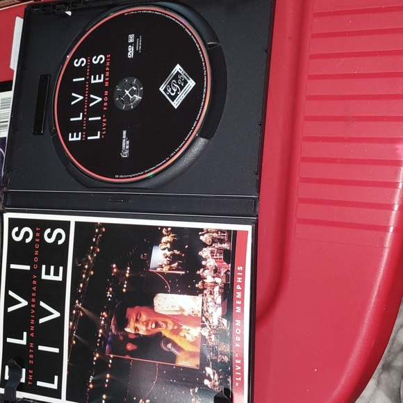 ELVIS LIVES - Picture 3 of 3